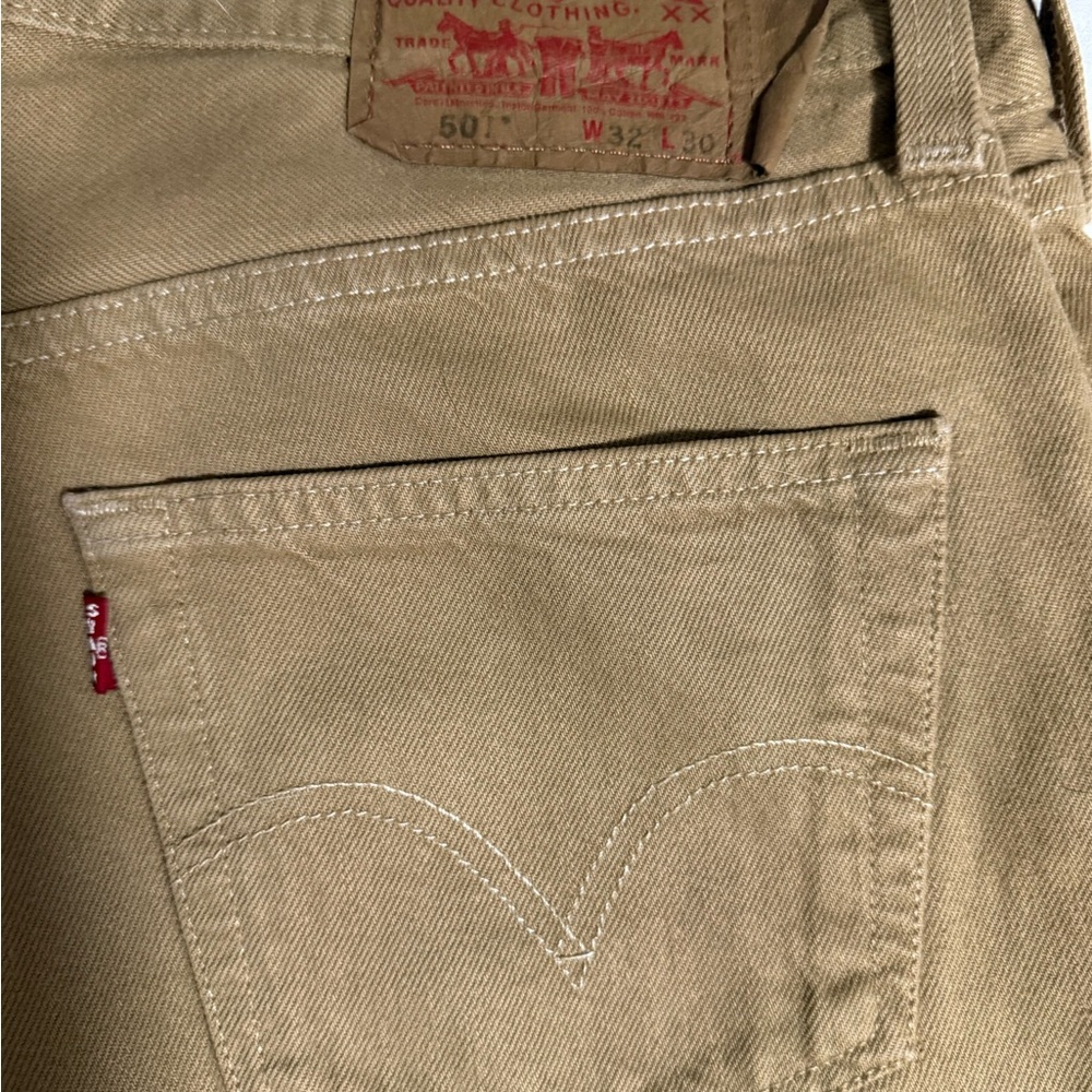 Levi's Men's Beige Straight Jeans